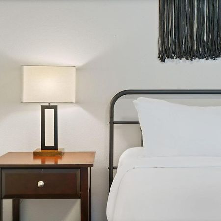 Comfortable Living In Atx With Private Deck And Office Όστιν Εξωτερικό φωτογραφία