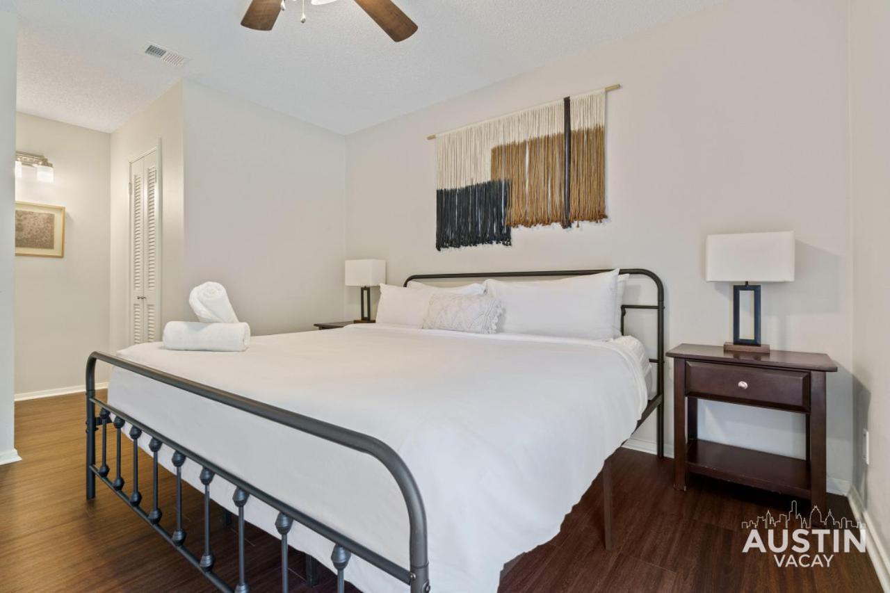 Comfortable Living In Atx With Private Deck And Office Όστιν Εξωτερικό φωτογραφία