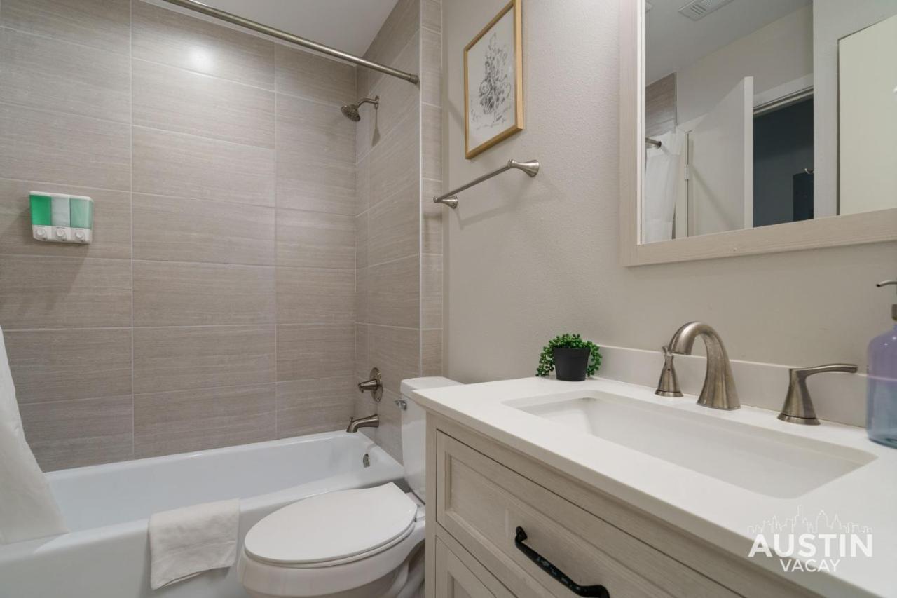 Comfortable Living In Atx With Private Deck And Office Όστιν Εξωτερικό φωτογραφία