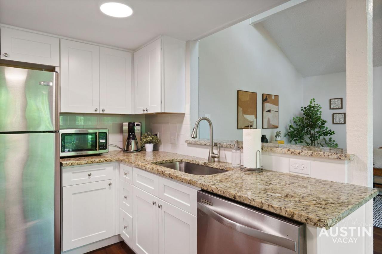 Comfortable Living In Atx With Private Deck And Office Όστιν Εξωτερικό φωτογραφία